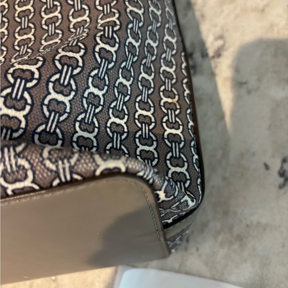 Tory Burch Gemini Link Canvas Tote Navy Stripe Crossbody Strap |Neutral Jacquard - Picture 8 of 8